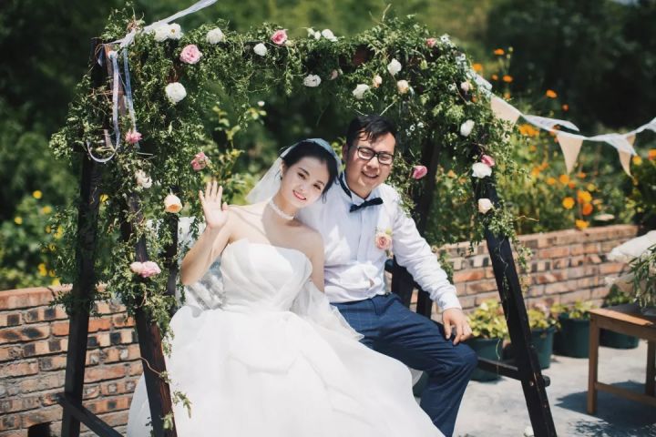 婚礼场地小怎么布置_农村婚礼场地布置_婚礼场地怎么布置