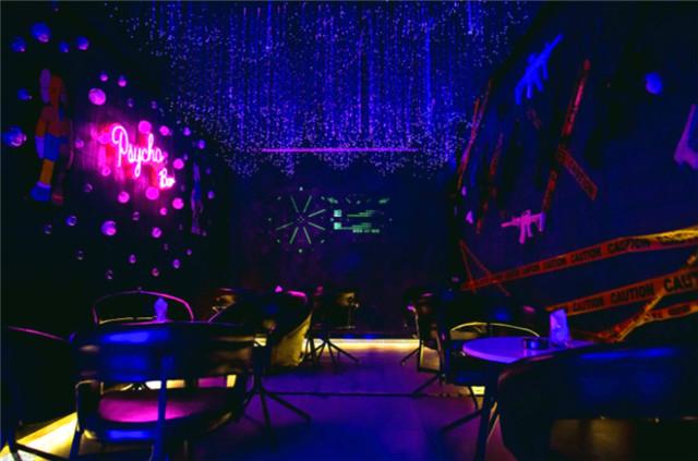 浪漫酷炫室内星光灯可办沙龙培训活动的广州团建场地-PsychoBar