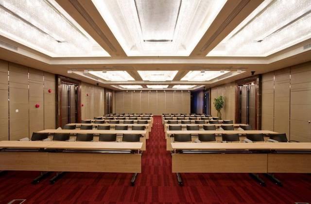 上海黄埔人民广场会议室租赁-留白艺术室内空间