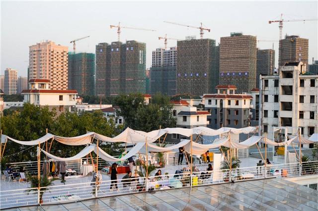 全玻璃房大型杭州团建活动场地-城市绿洲艺术空间