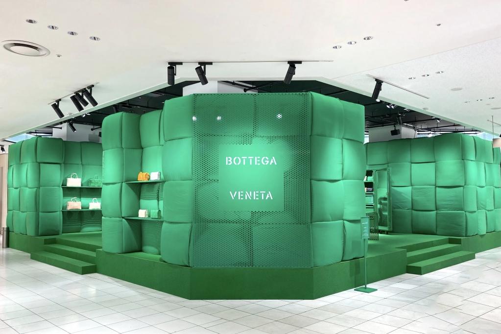 Bottega Veneta装置展示与快闪店