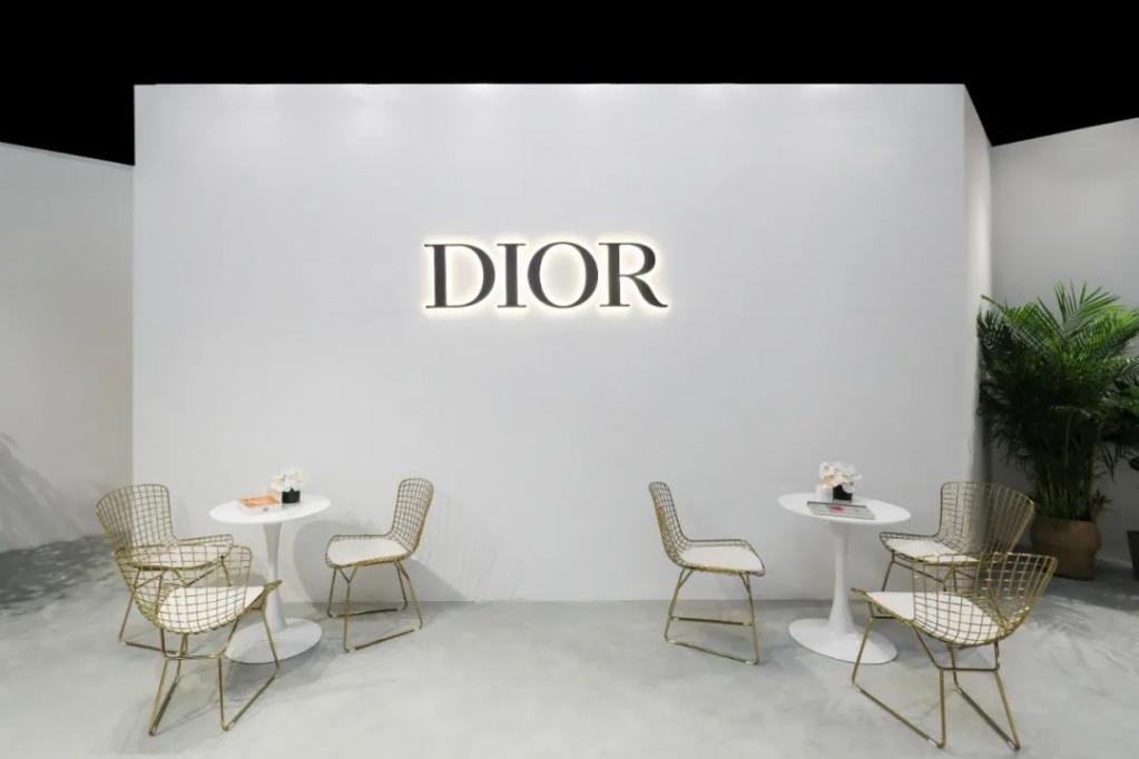 DIOR迪奥香氛、彩妆及护肤系列上新