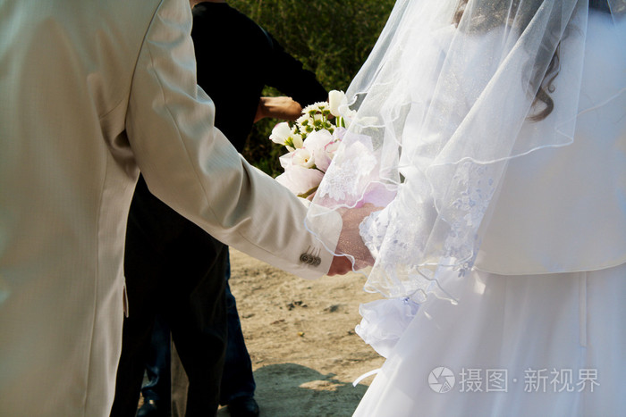 婚宴场地如何布置_婚礼场地怎么布置_布置场地用英文