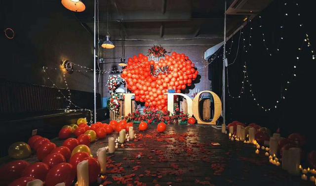 地爆气球婚礼现场(郑州来一场唯美不止，浪漫有余的气球主题婚礼，愿你此生没有错过)(图3)
