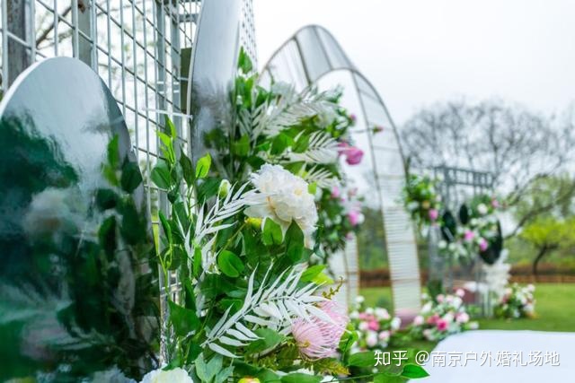 南京婚礼场地价格_南京草坪婚礼场地_成都有草坪的活动场地