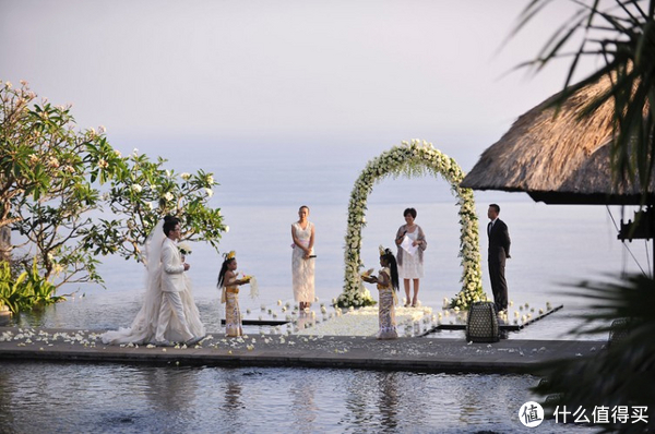 巴厘岛宝格丽婚礼场地|去巴厘岛办一场婚礼需要多少钱