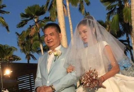 夏威夷婚礼场地|安以轩婚礼现场曝光“安以轩在夏威夷大婚！伤了无数少男的心，没想到最后是她接了花”