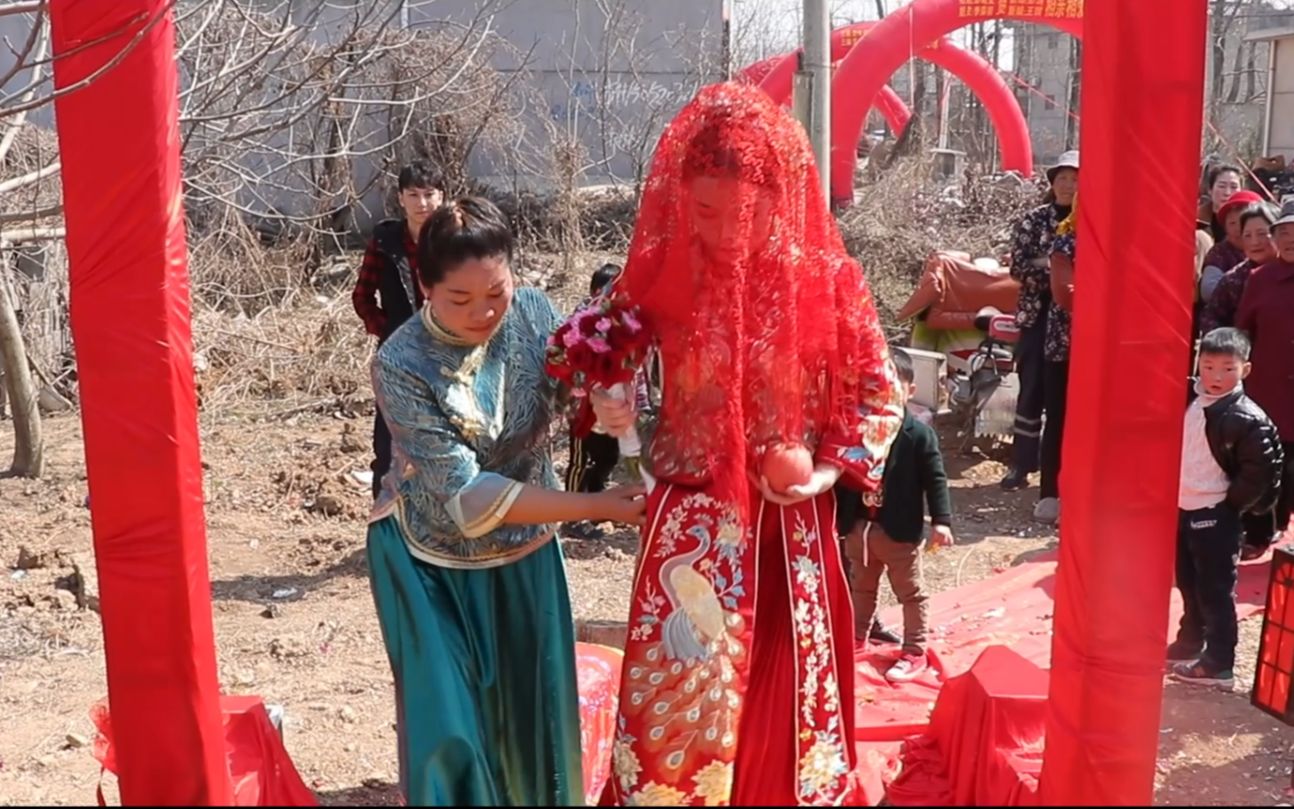 杭州婚礼草坪场地_杭州小型婚礼场地_足球场地假草坪价格