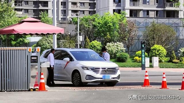 西安户外婚礼场地有几个(陕西宾馆户外园林式婚礼服务为新婚盛典增添诗情画意)(图16)