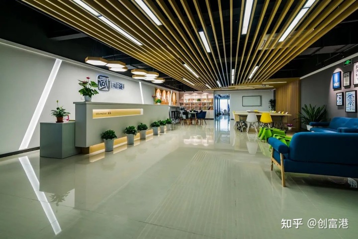 广州会议室出租|上海办公室租赁，步行地铁仅1分钟！低至600元/工位/月起！