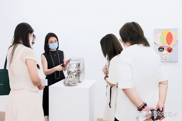 艺术影像展_欧美大胆女人展阴艺术_艺术展2022