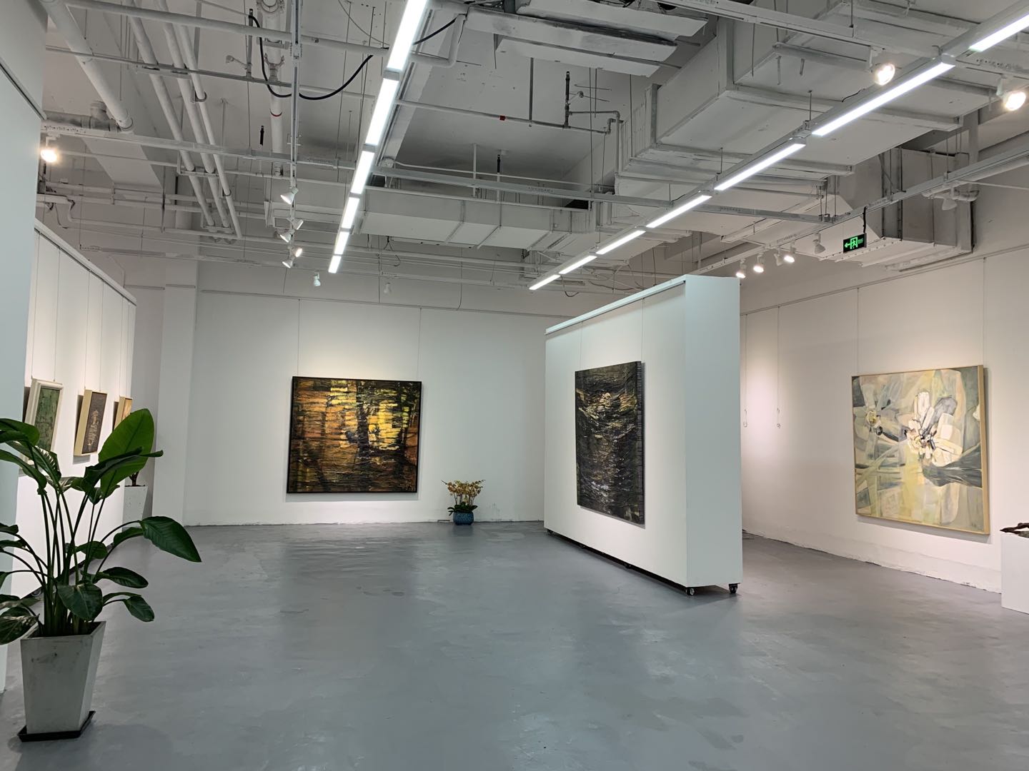 欧美大胆女人展阴艺术_艺术影像展_艺术展2022