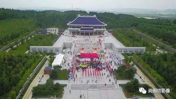 金鸡奖颁奖典礼_胡宇崴和陈庭妮颁那些奖典礼_32届金鸡百花奖典礼