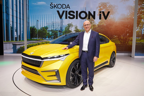 新闻图片1：斯柯达VISION iV概念车在日内瓦车展首秀.jpg