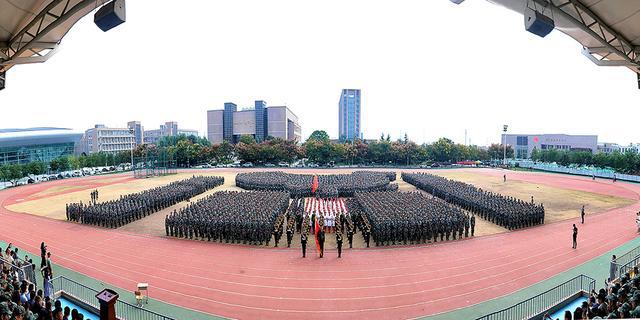 西安篮球场地租赁_租赁办公场地请示_徐州篮球篮球场地出租