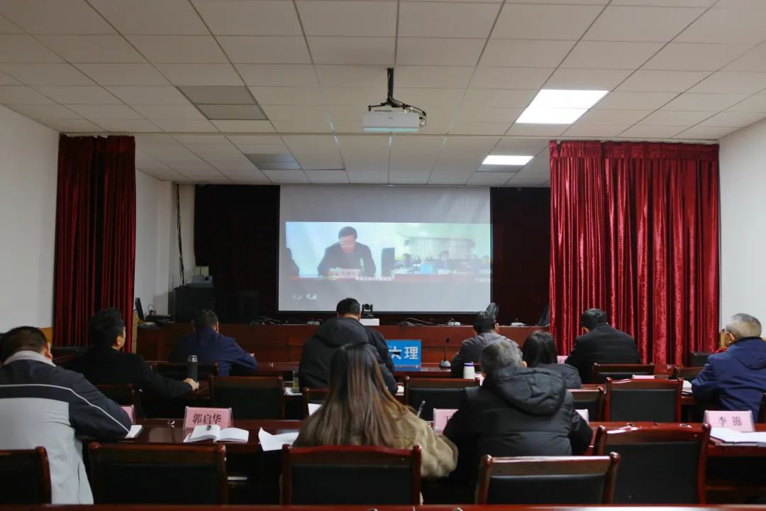 布置会场的创意图片_工会大会会场布置_气球怎么布置会场