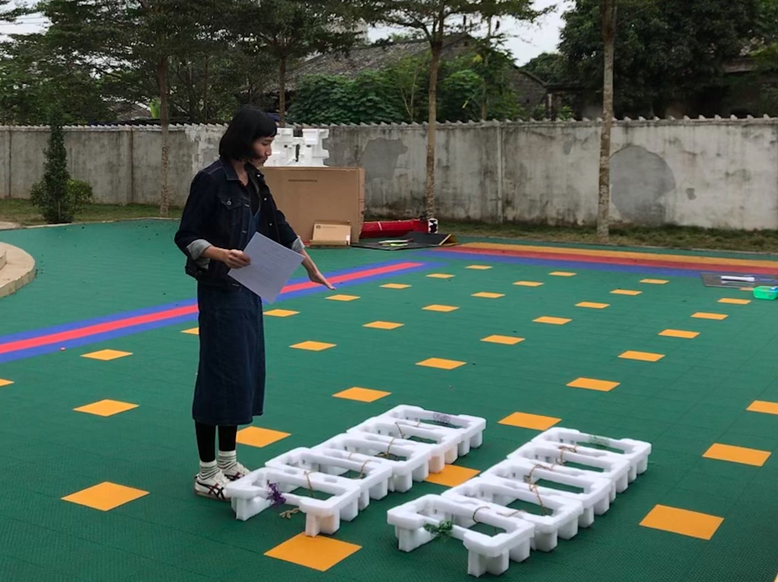 幼儿园户外场地图片_幼儿户外自然探索活动_幼儿园户外活动场地图片