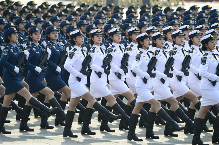 庆祝七一活动主持词_小学庆祝六一活动方案_庆祝活动场地