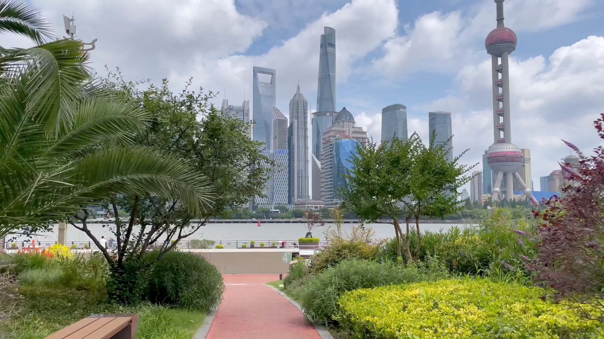 上海rng总部图片