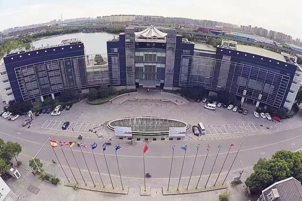 上海美兰湖国际会议中心：奢华体验与绿意交融