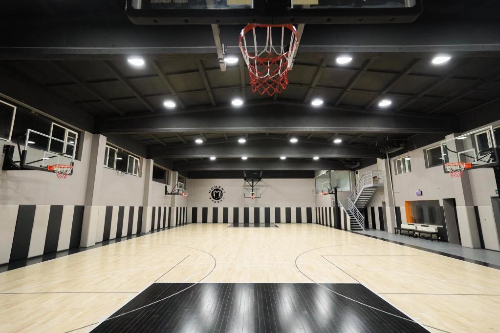 MOMENT美式篮球中心：打造极致篮球体验