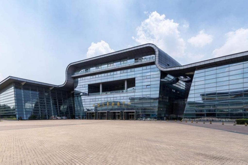 上海汽车会展中心——汽车行业精英的聚集地