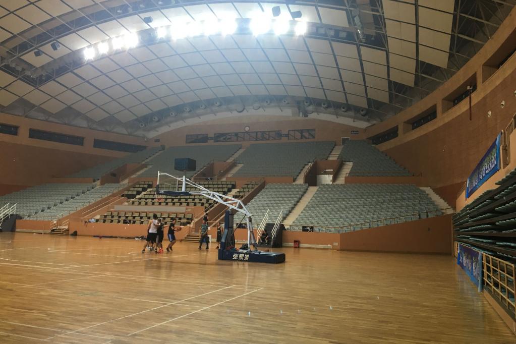上海海事大学-体育馆